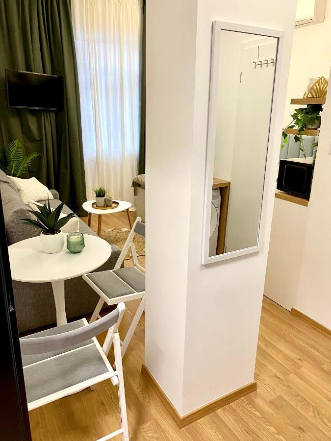 Brand New Design Emerald - Old Town A/c