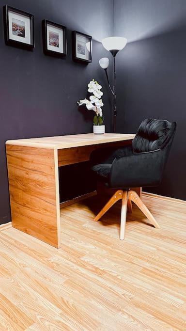 Moderny S Parkovanim Apartment Bratislava