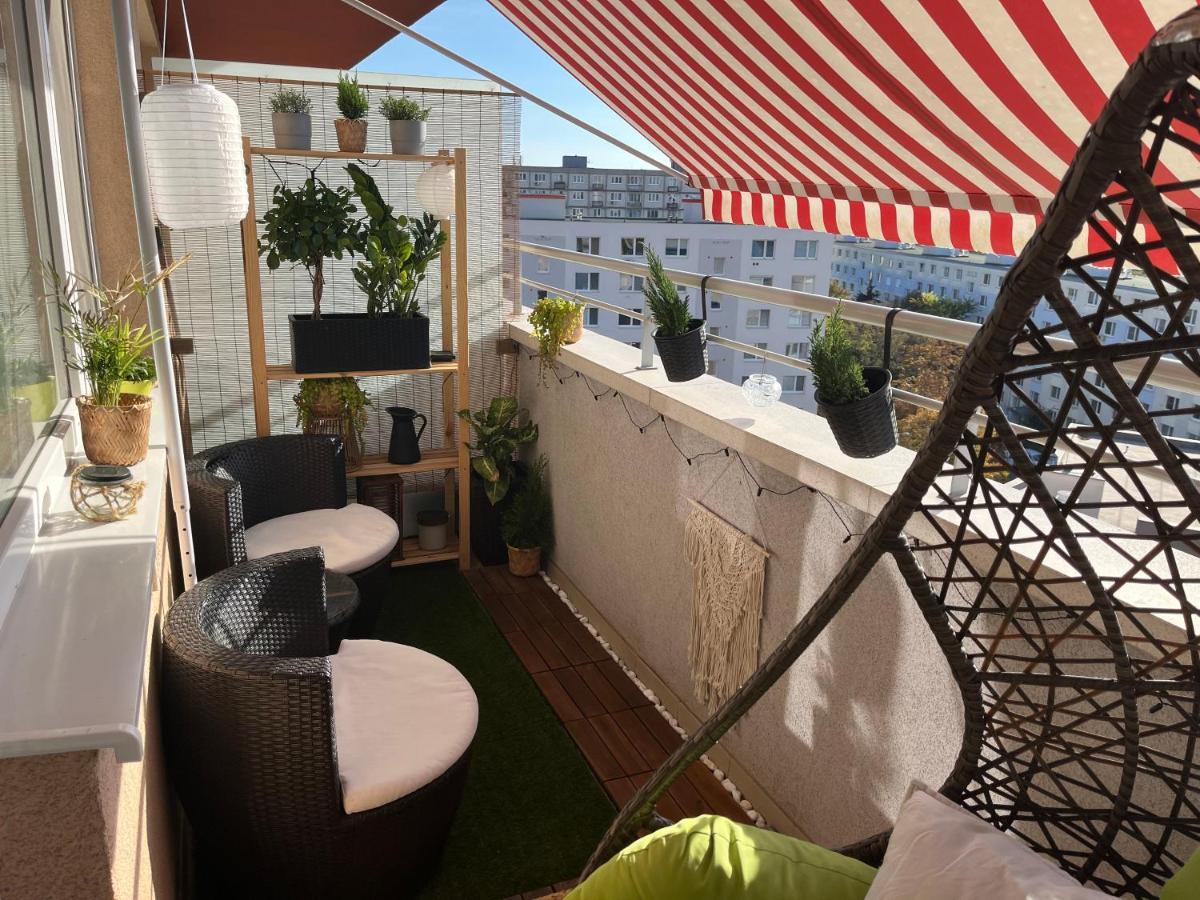 Modern 2 Apt With Free Parking And Wi-fi, Self Check-in *