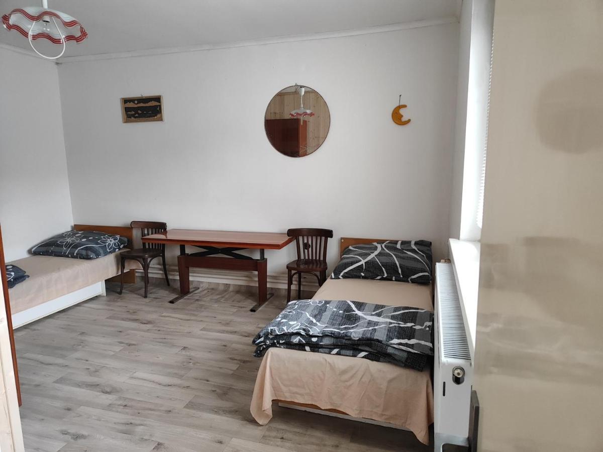 Homestay Privat In Old Family House