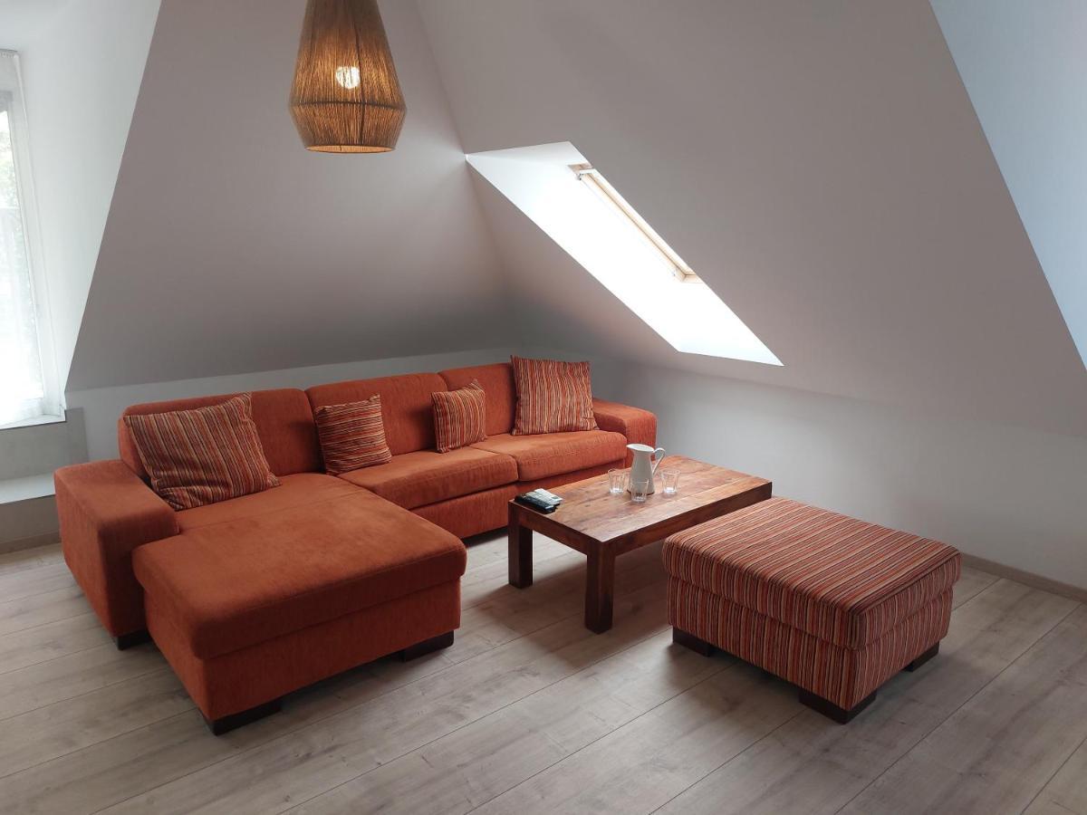 Apartment Utulny V 4 *