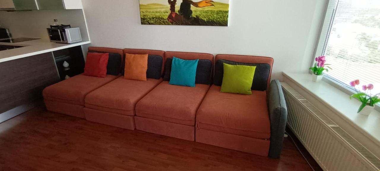 Apartamento Juls Next To Football And Hockey Stadium