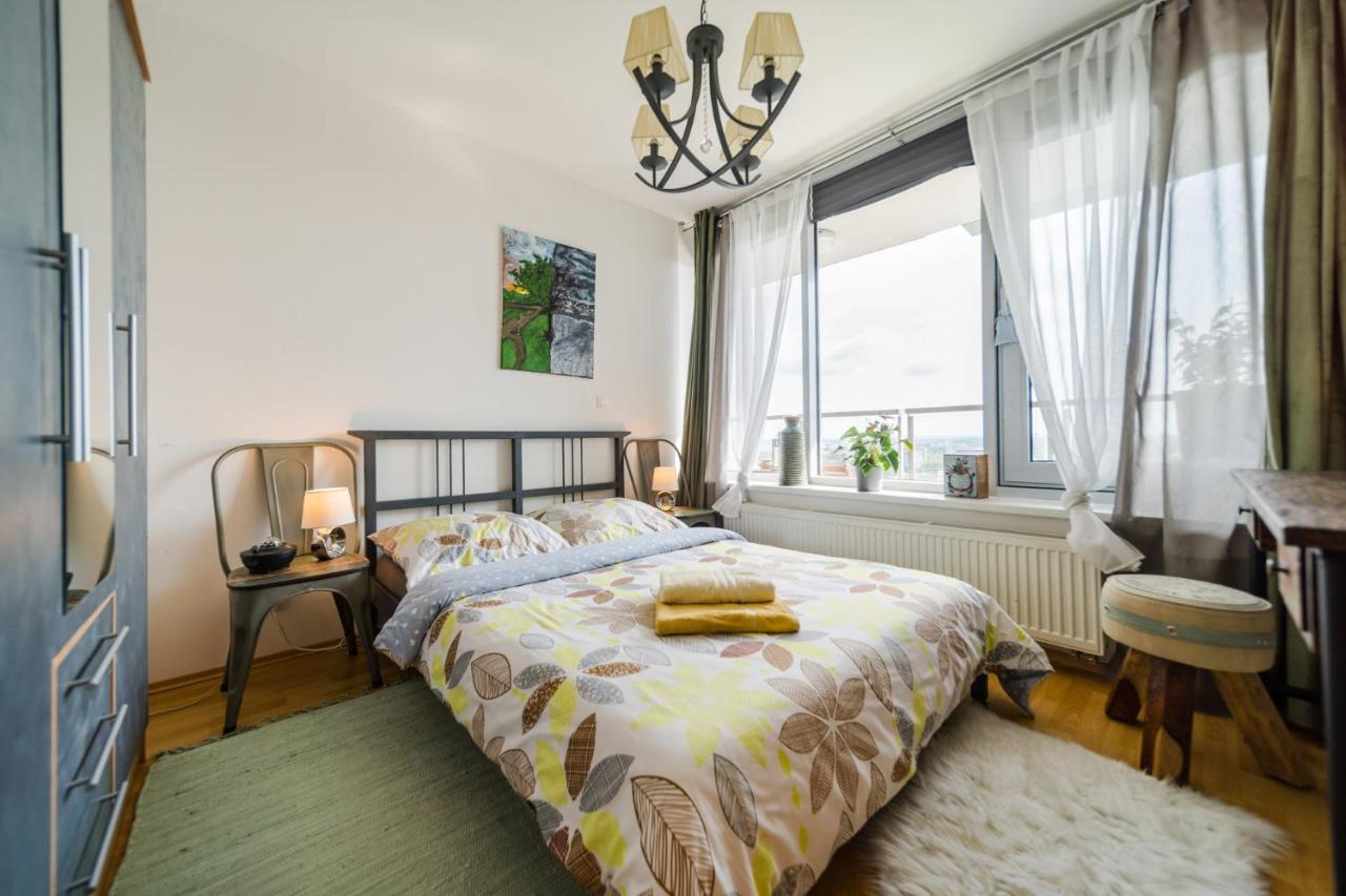Comfy On The 20th Floor & Free Parking