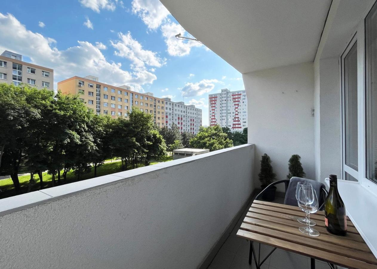 Apartment New Cozy Studio, Ac & Free Private Parking Bratislava