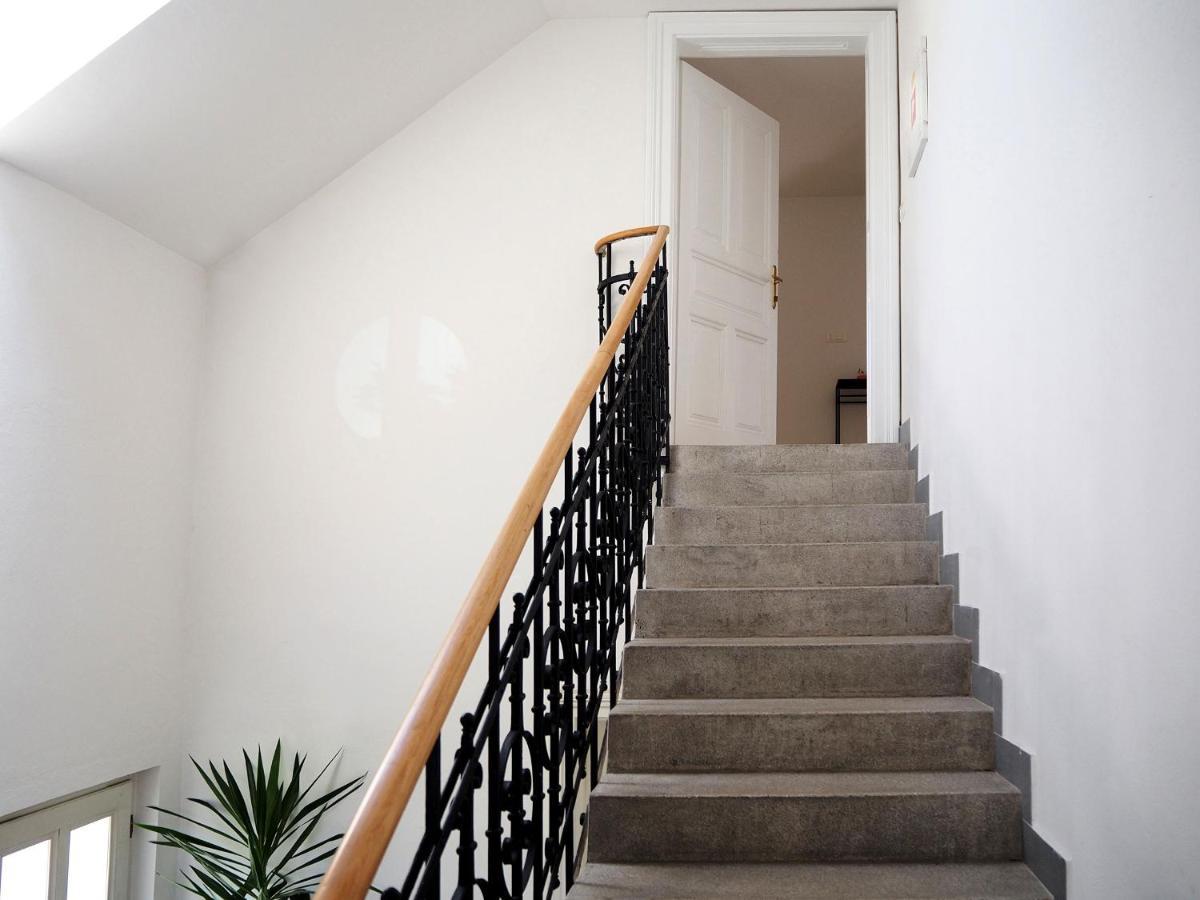 Vynimocny Apartman V Staromestskej Vile S Vyhladom Na Hrad