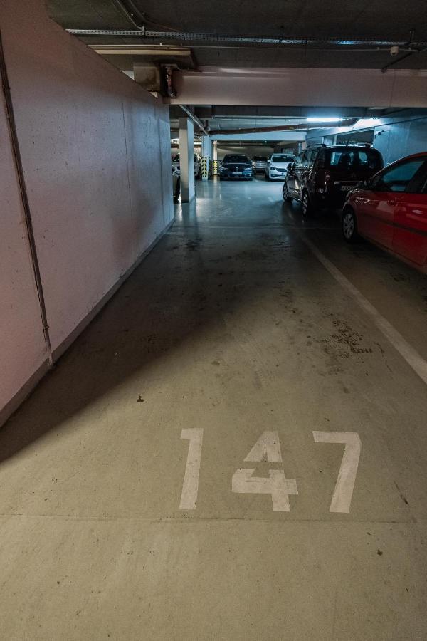 Family Parking Slot Included! Apartment Bratislava