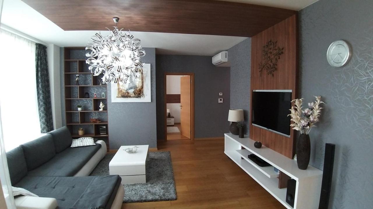 Modern With A View Of Slavin *