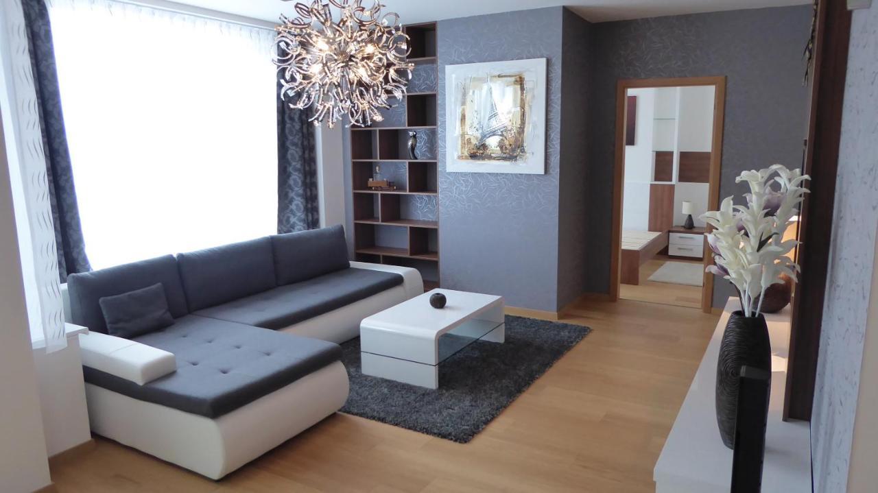 Modern With A View Of Slavin Apartment *