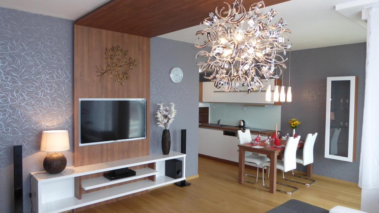 Apartment Modern With A View Of Slavin *