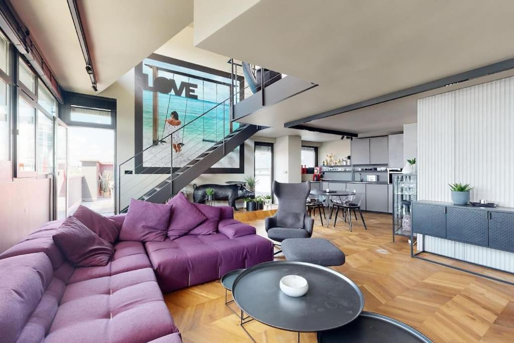 Stylovy Loft S Ohromnou Terasou *
