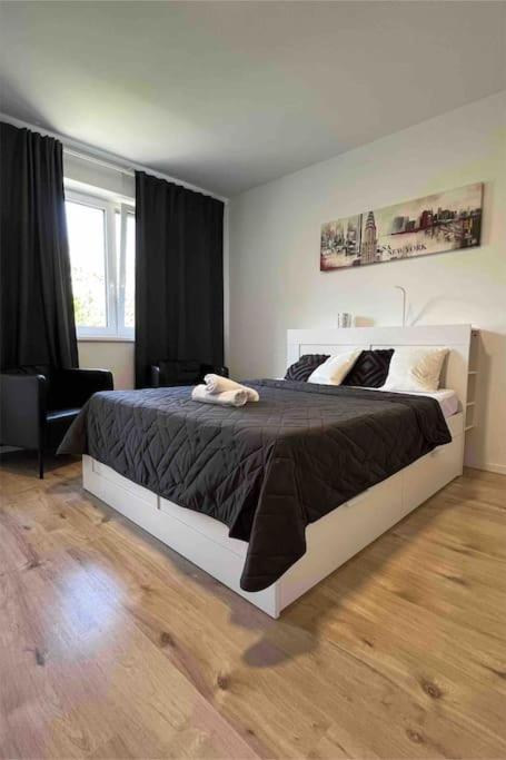 Moderny Apartman S Terasou *