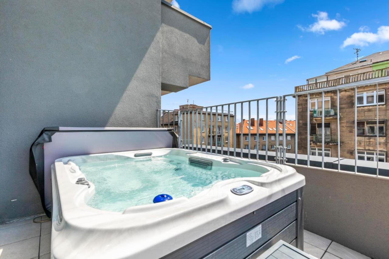 Apartment Lam Pink - Jacuzzi - Ac - Ps4