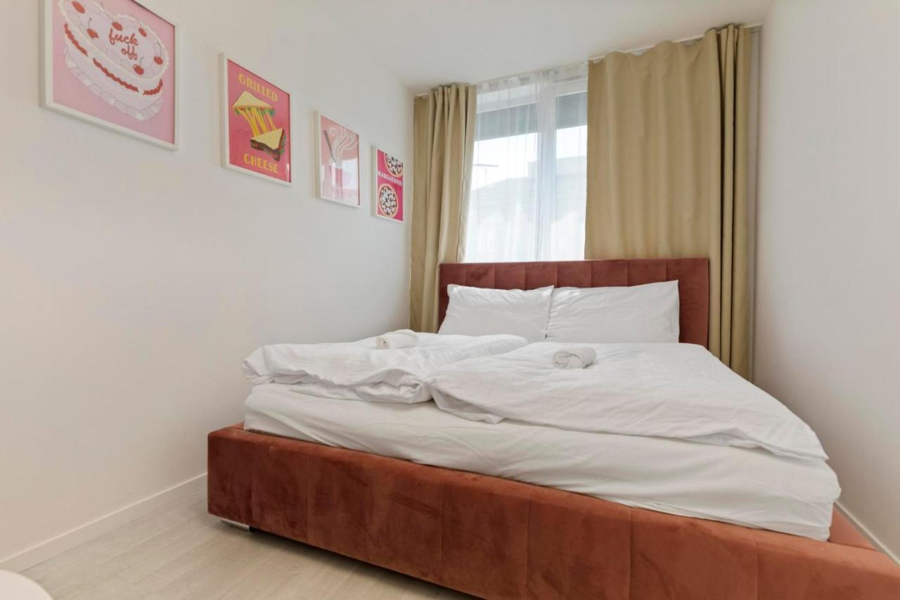 Apartment Lam Pink - Jacuzzi - Ac - Ps4