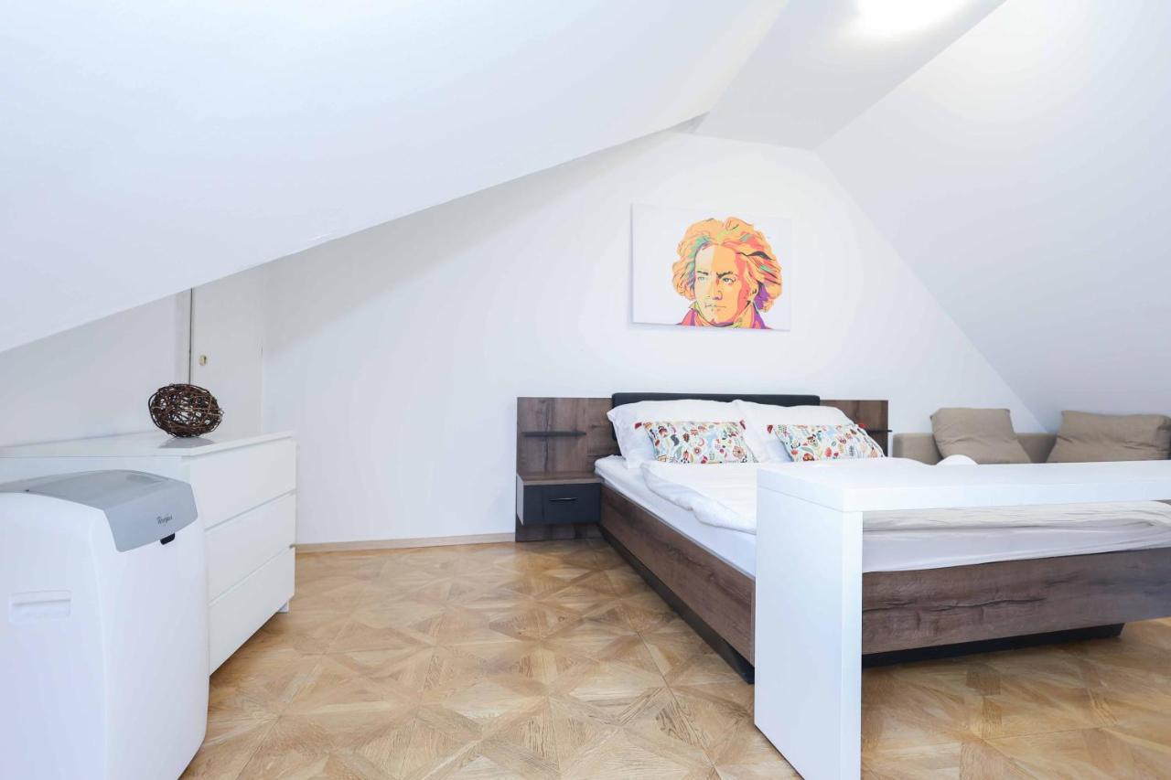 Aparthotel Beethoven *