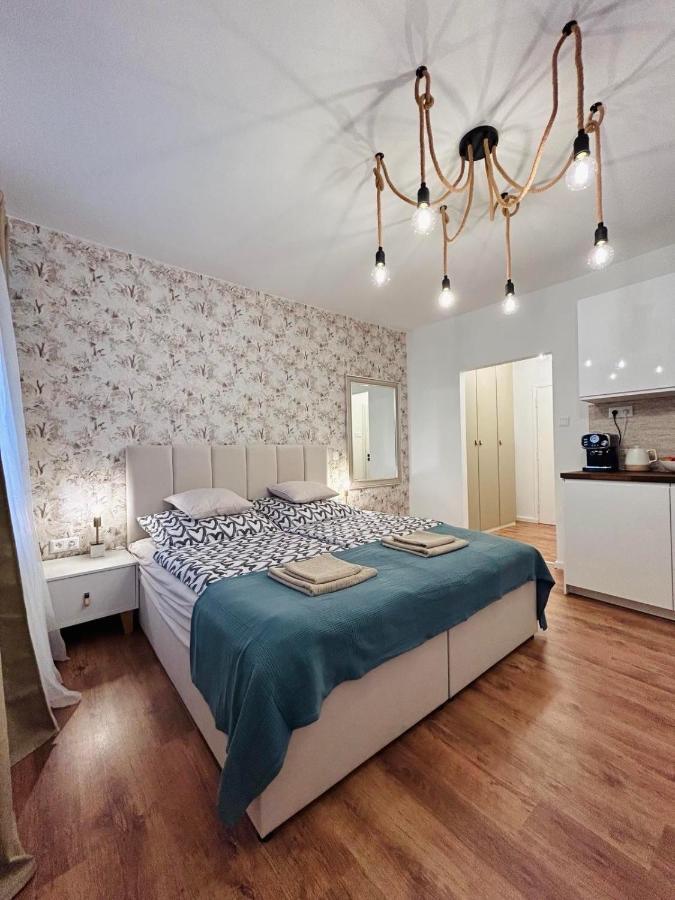 Apartamento Castle Hill In Old Town Of With Free Parking Bratislava