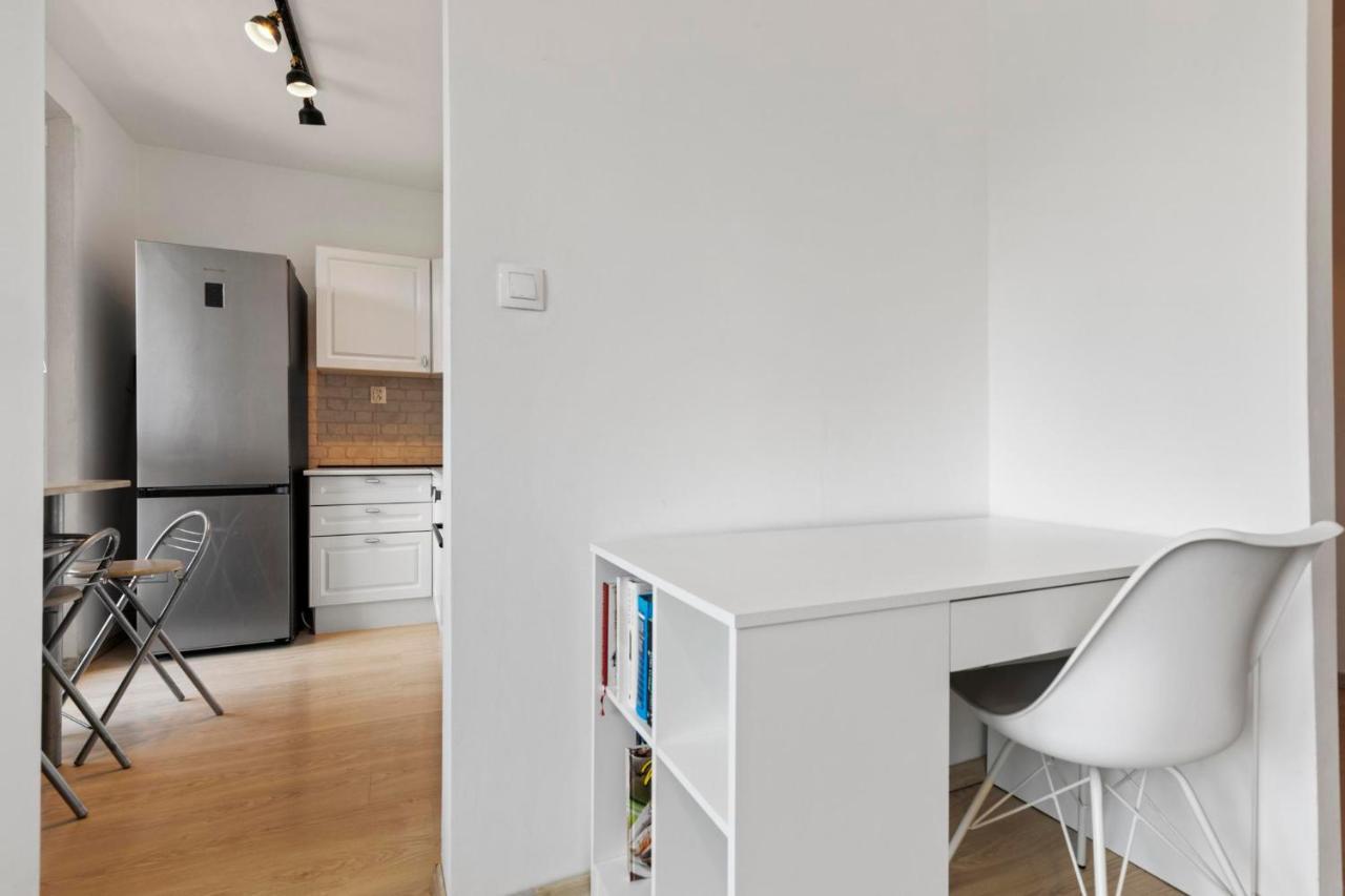 20 Minutes From Center W Netflix, Coffee Or Tea & Parking * Bratislava