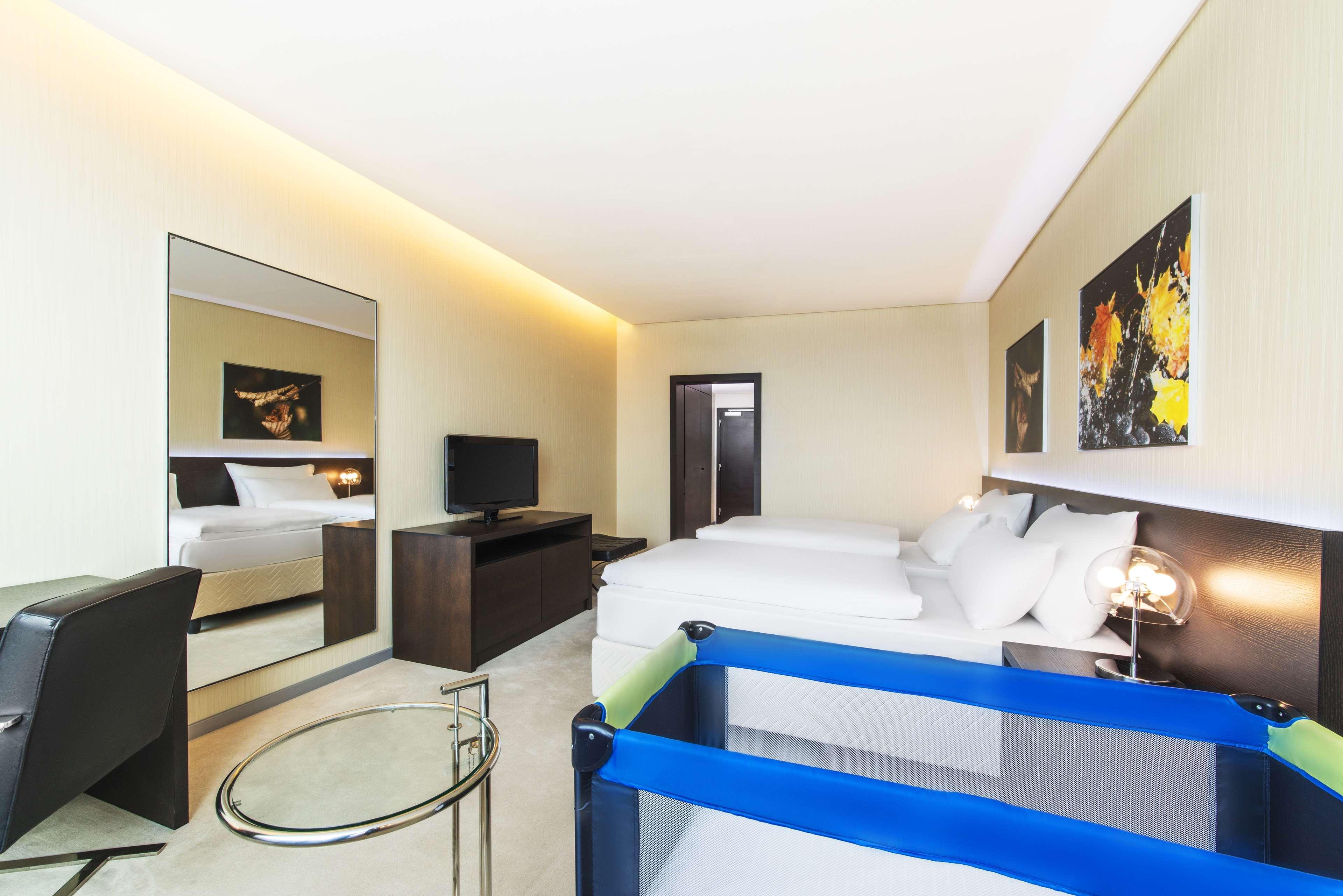Hotel Nh Gate One 4*