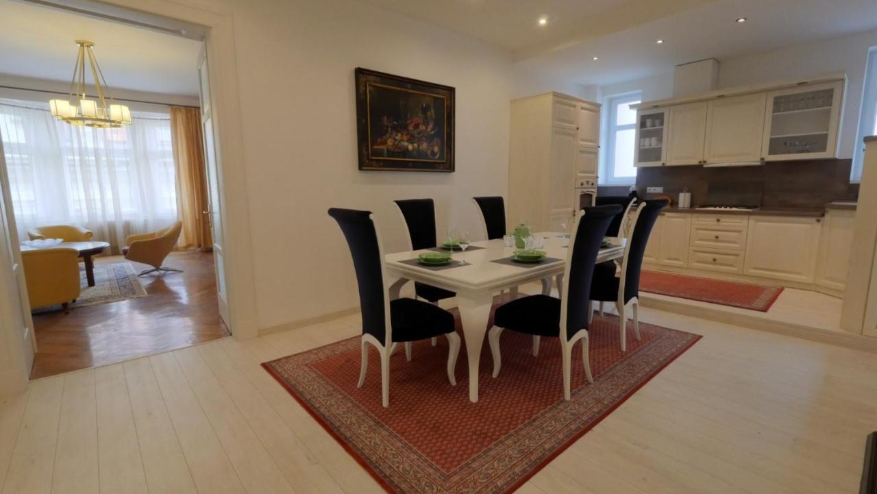 Velky 3i Apartman V Centre Mesta