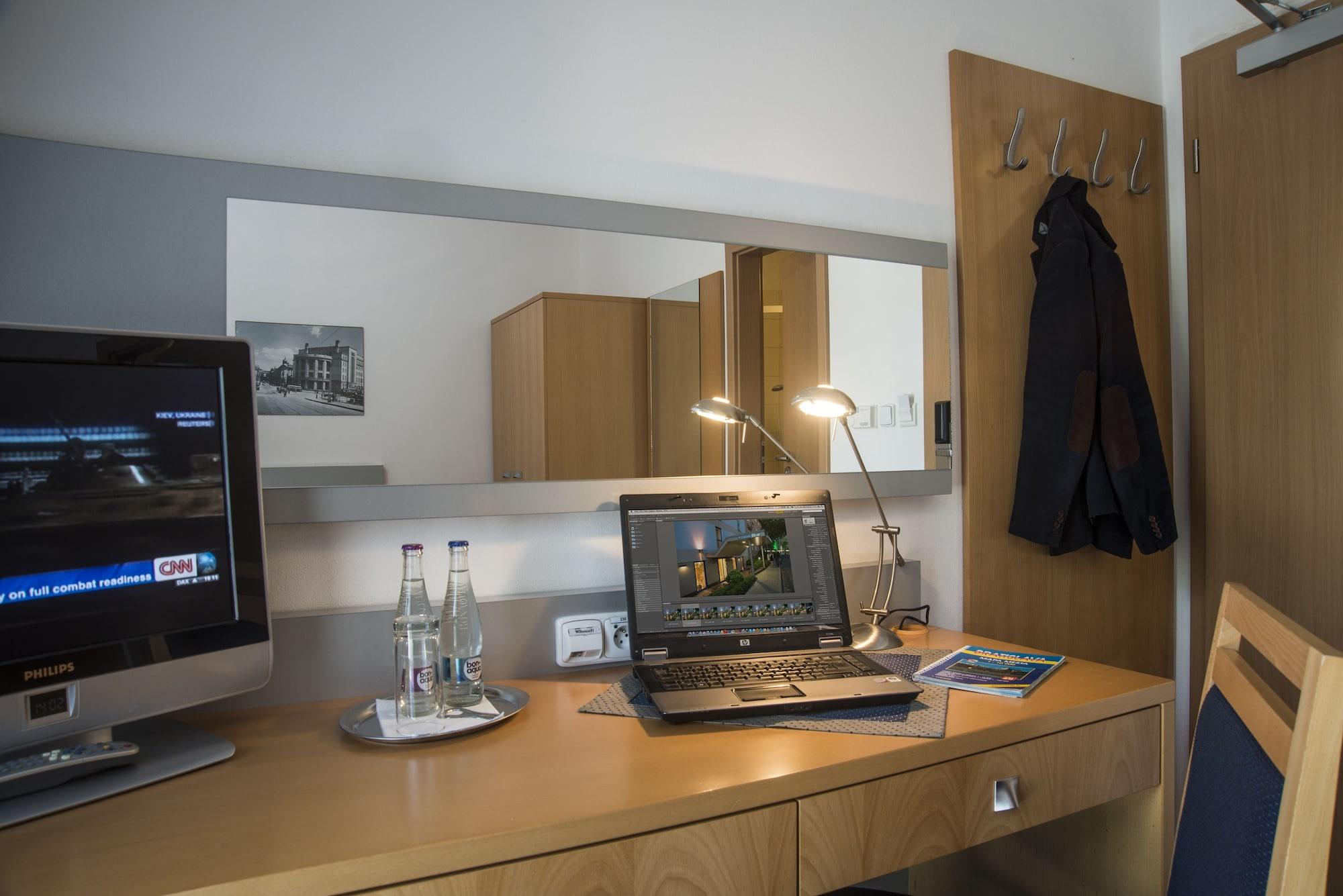 Hotel Felicity Garni 3*