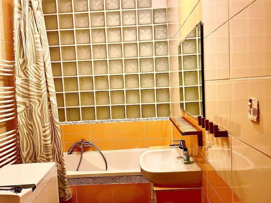 2,5 Izbovy V Ruzinove S Parkovanim Zdarma Apartment