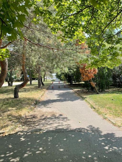 2,5 Izbovy V Ruzinove S Parkovanim Zdarma Apartment Bratislava
