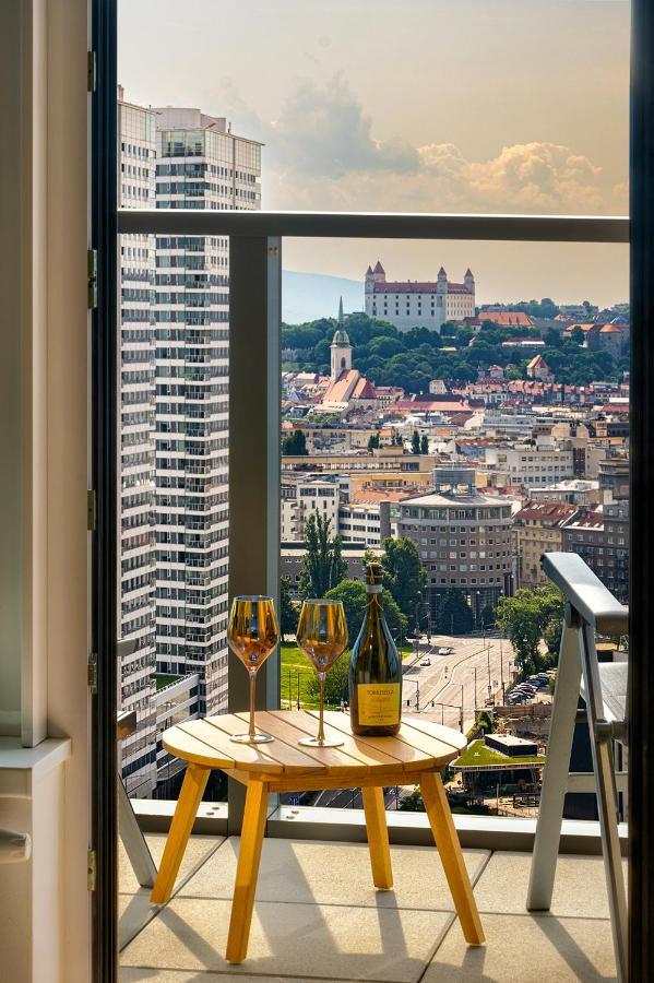 Klinger Downtown High Floor * Bratislava