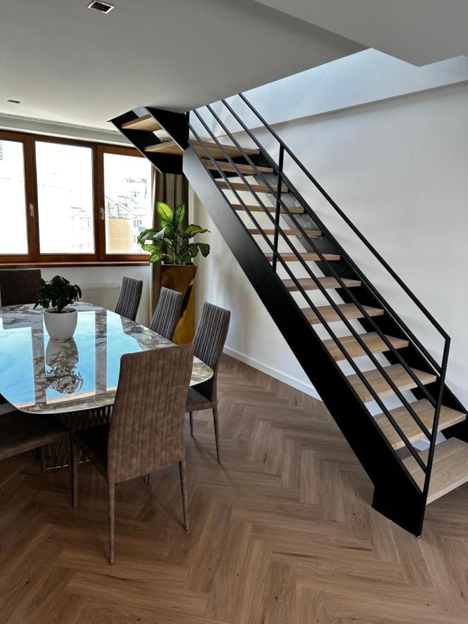 Luxury Penthouse At The Historical Centre With Free Parking Bratislava