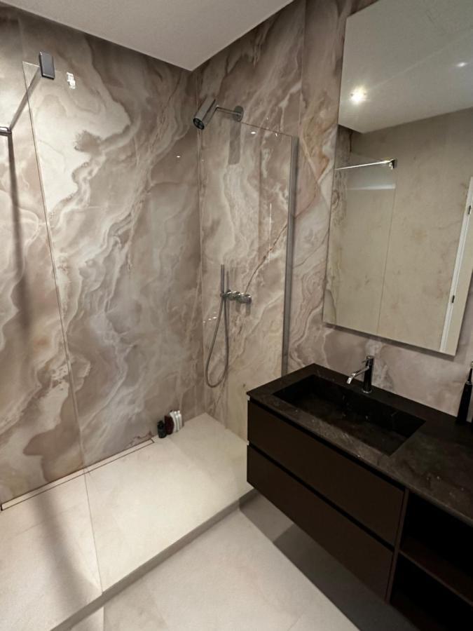 Luxury Penthouse At The Historical Centre With Free Parking