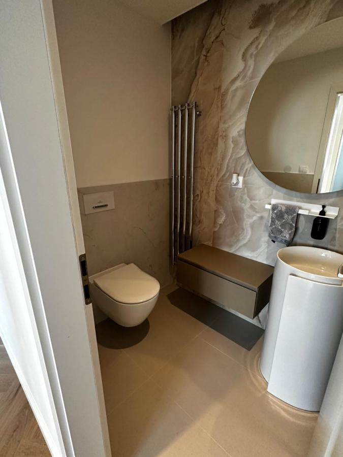 Luxury Penthouse At The Historical Centre With Free Parking Apartment Bratislava