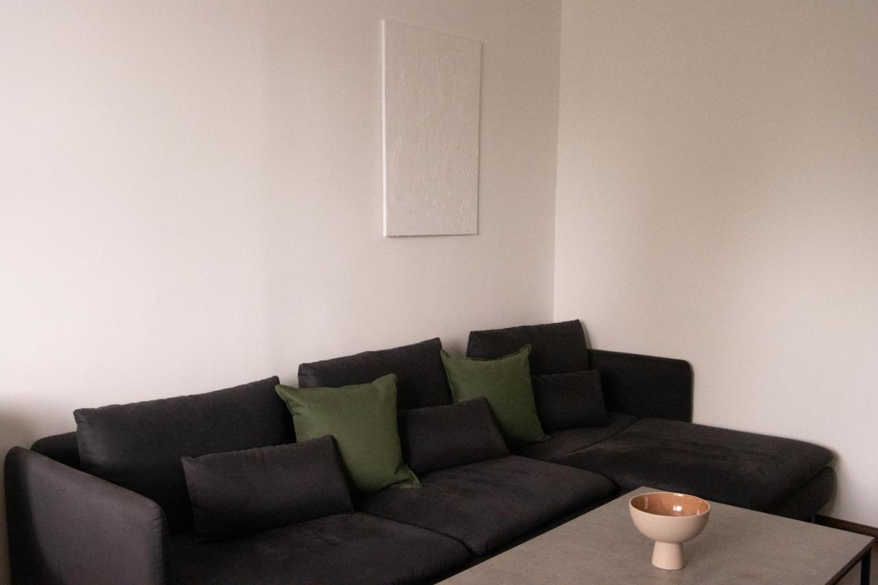 Apartment Spacious 3-bedroom Modern - Newly Furnished Bratislava