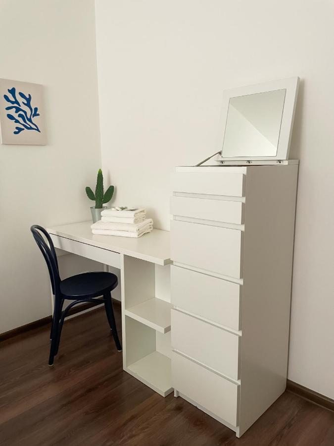 Apartment Spacious 3-bedroom Modern - Newly Furnished