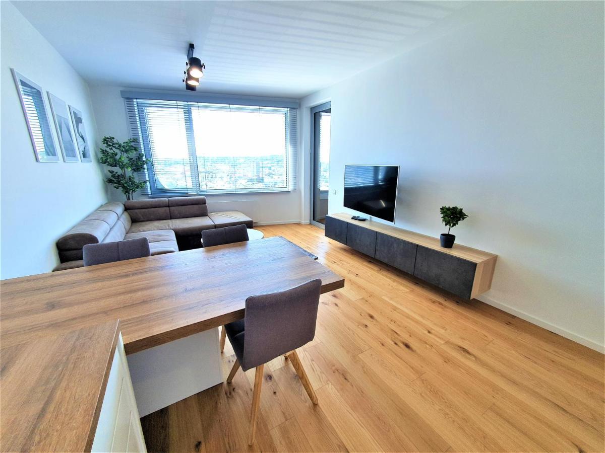 Apartment Prestigious Sky Park - View - Traveller Awards 2024
