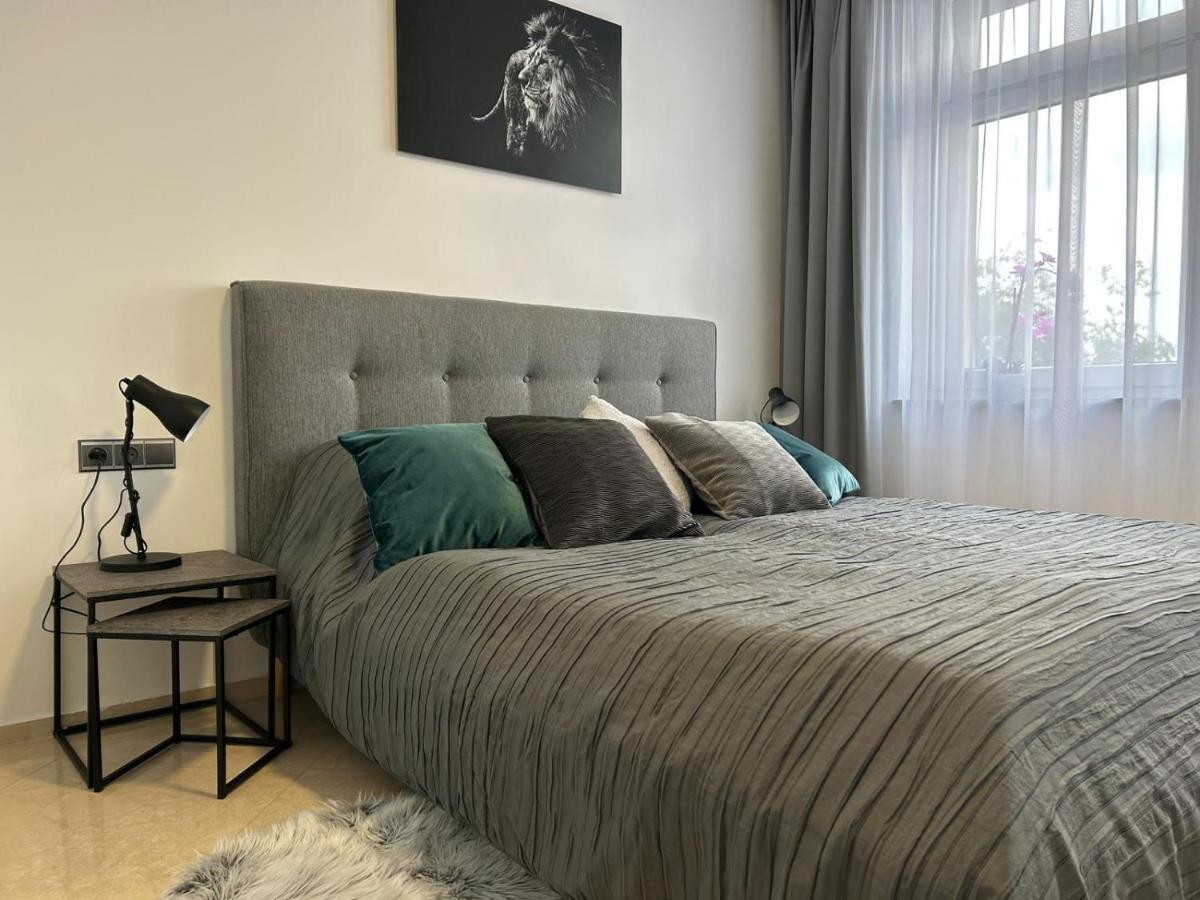 Leo Free Parking - President Palace Apartment Pressburg