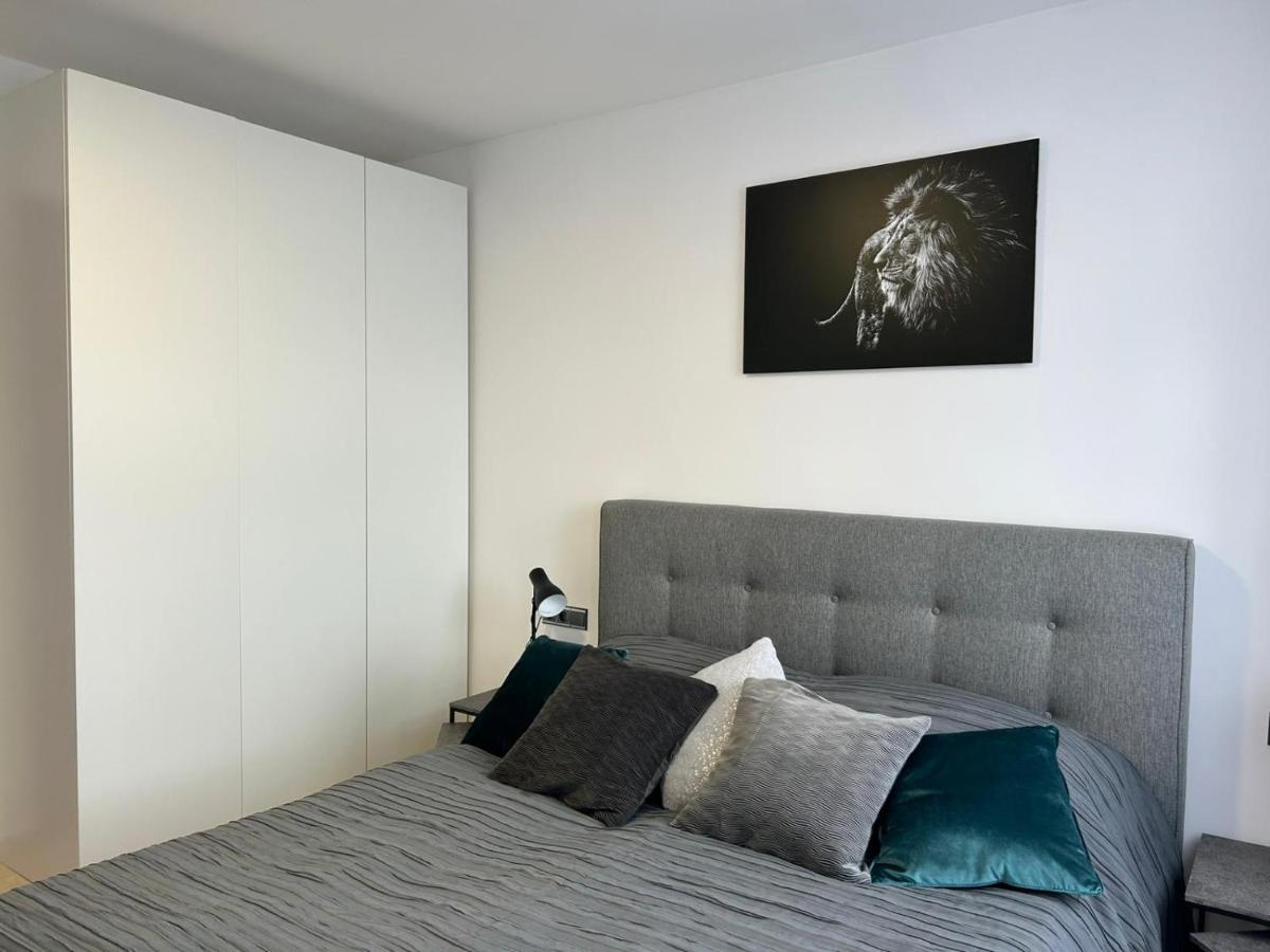 Leo Free Parking - President Palace Apartment