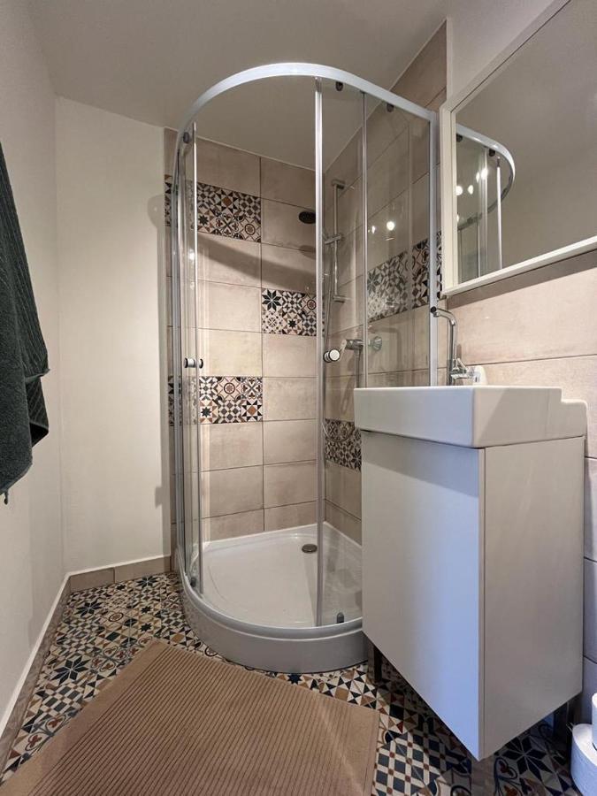 Apartment Jask *