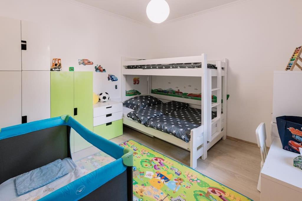 Modern Elegance Retreat Apartment Bratislava