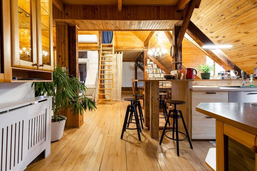 Rooftop 180m2 Loft With Private Sauna, Apartment *