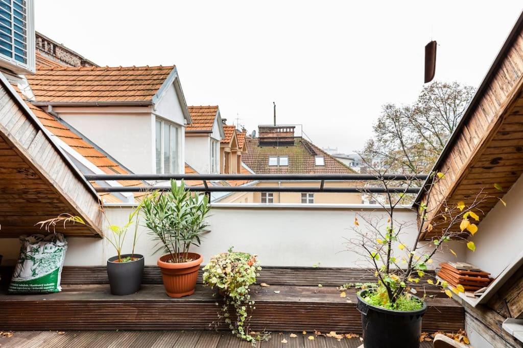 Rooftop 180m2 Loft With Private Sauna, Bratislava