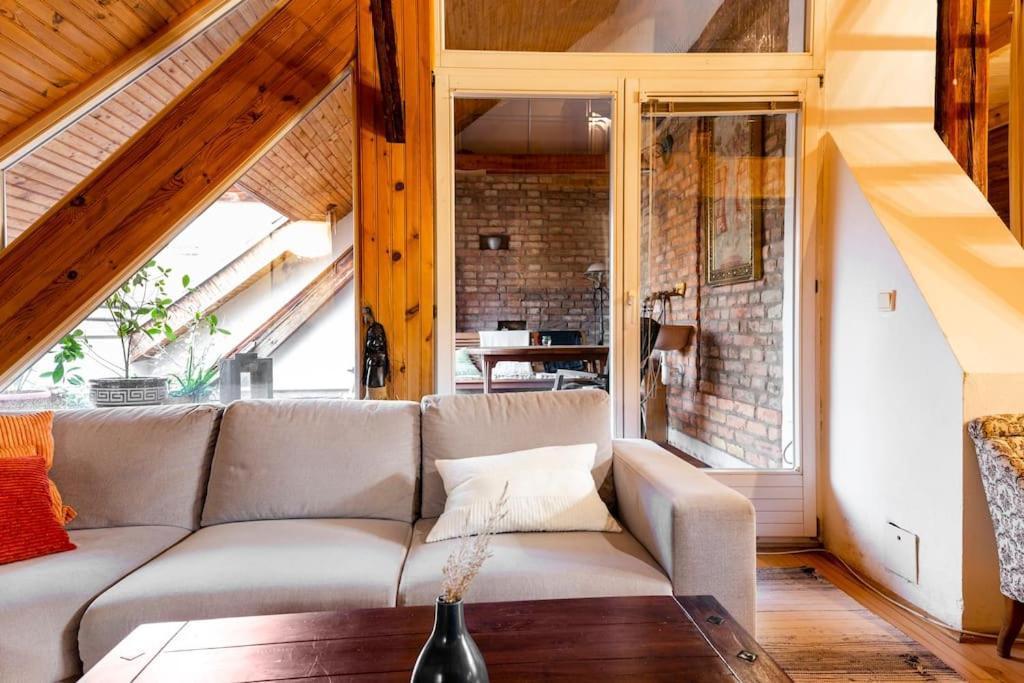 Rooftop 180m2 Loft With Private Sauna, Bratislava