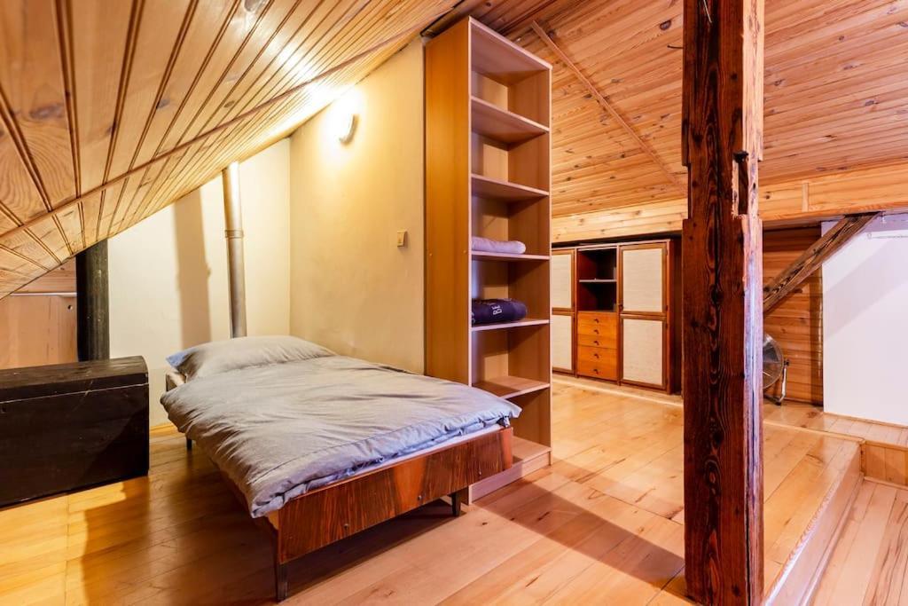Rooftop 180m2 Loft With Private Sauna, Apartment