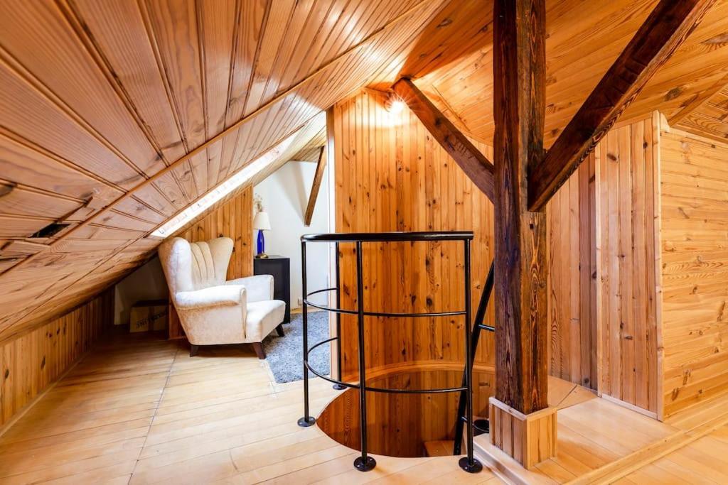 Rooftop 180m2 Loft With Private Sauna, Bratislava