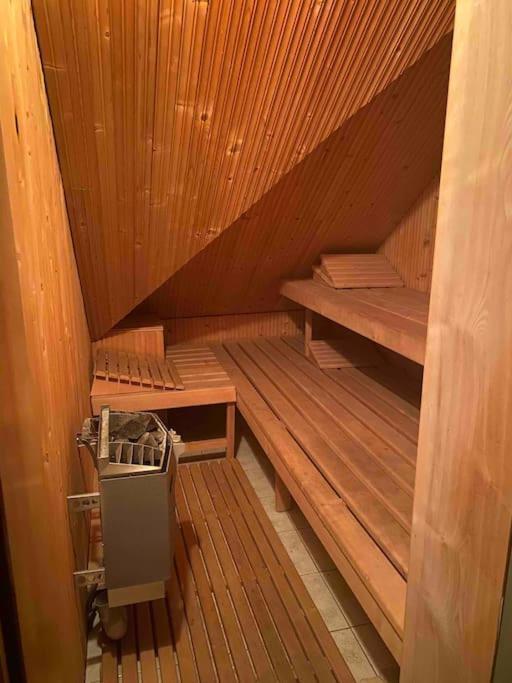 Rooftop 180m2 Loft With Private Sauna, Bratislava