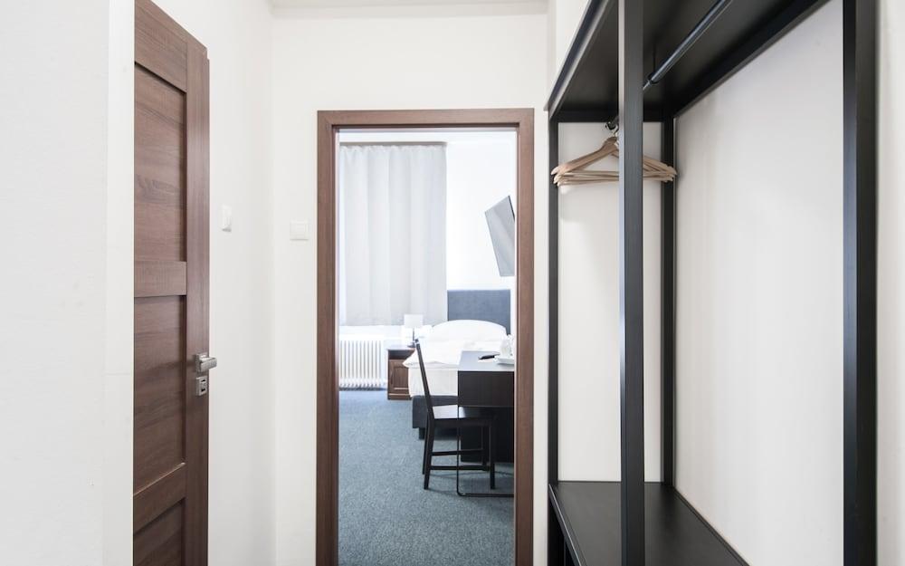 Hotel 7days