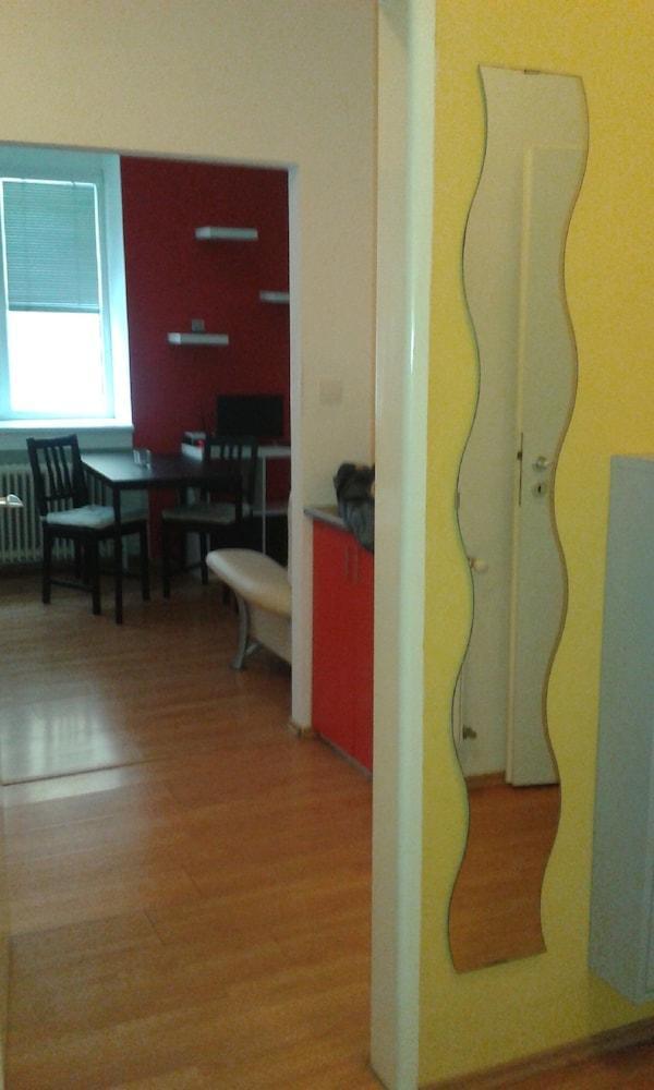 Fukas Apartments-lermontova Hotel