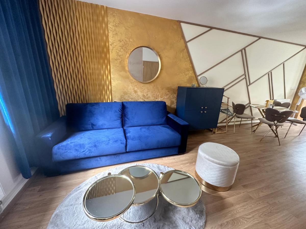 Blue House - Old Town, Ac Apartment *