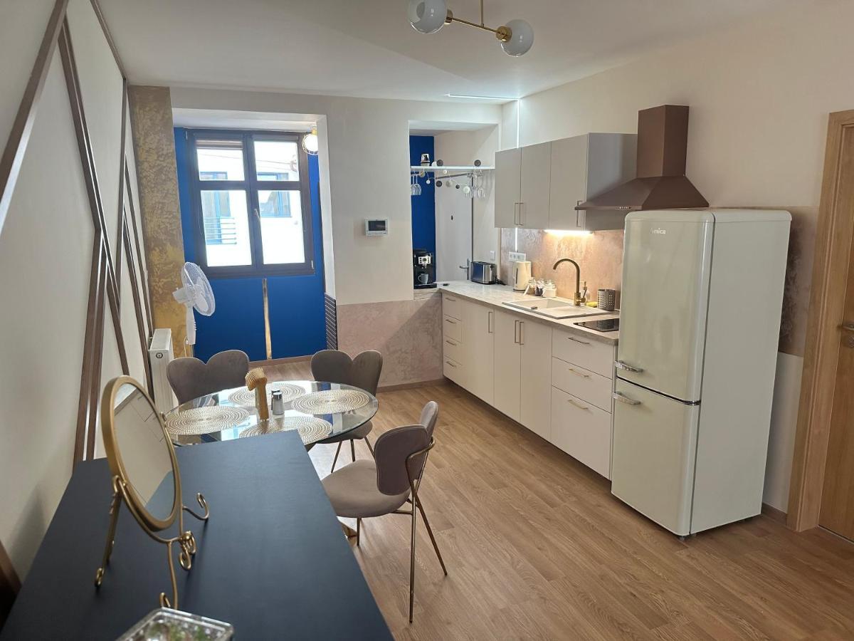 Blue House - Old Town, Ac Bratislava