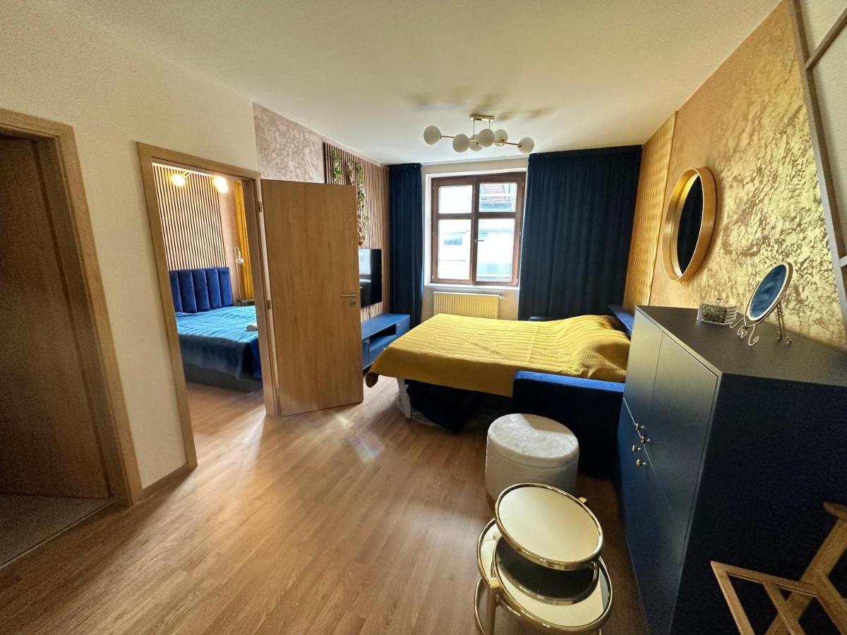 Blue House - Old Town, Ac Apartment Bratislava