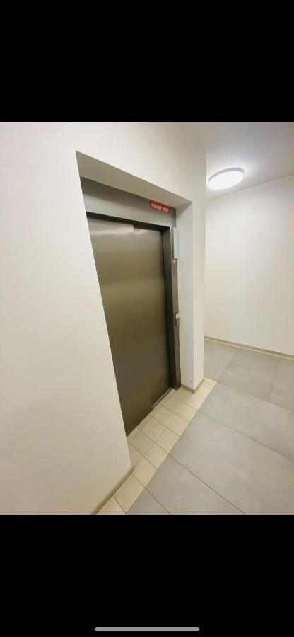 Free 1x Parking And Free Wifi New Suncatcher Apartment