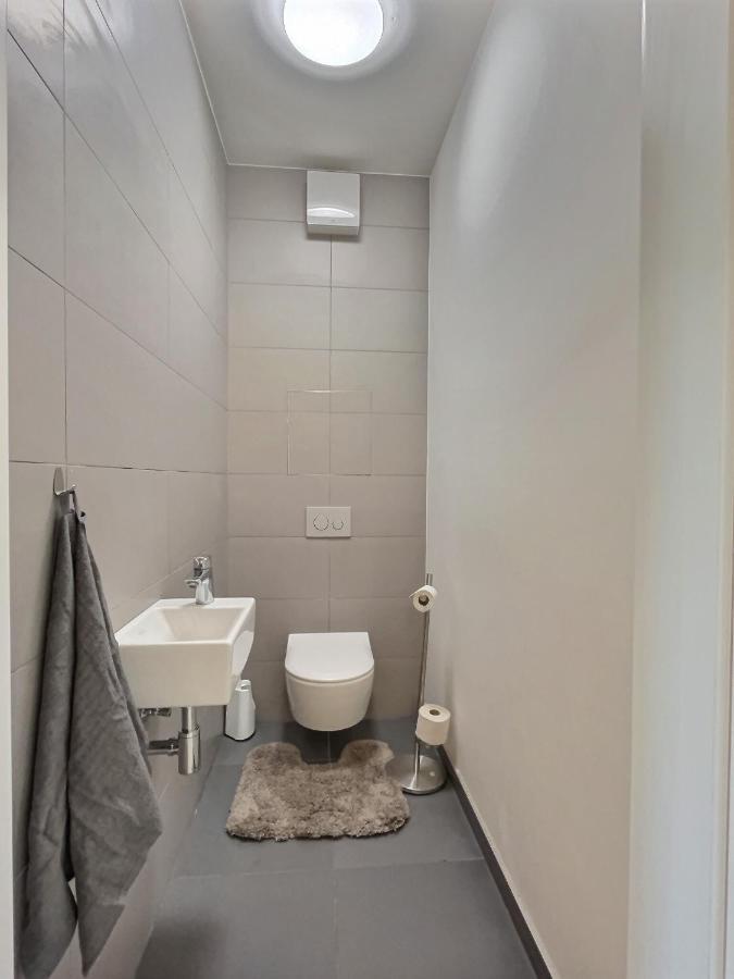 Free 1x Parking And Free Wifi New Suncatcher Bratislava