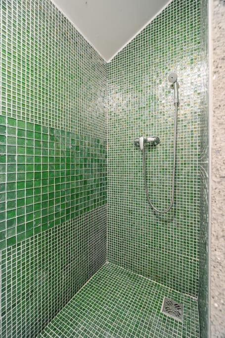 Apartment By Pyramide: Sylvestr Pressburg
